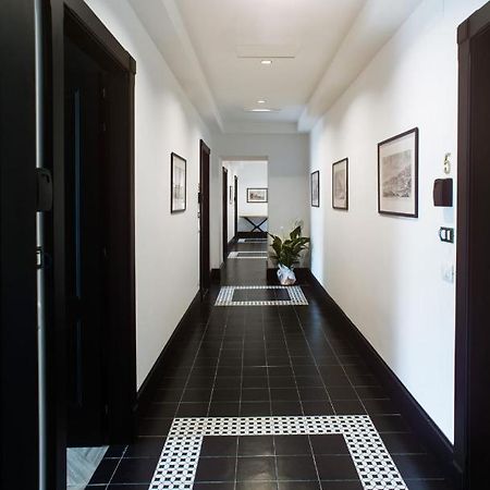 Fida Rooms Наполи Екстериор снимка