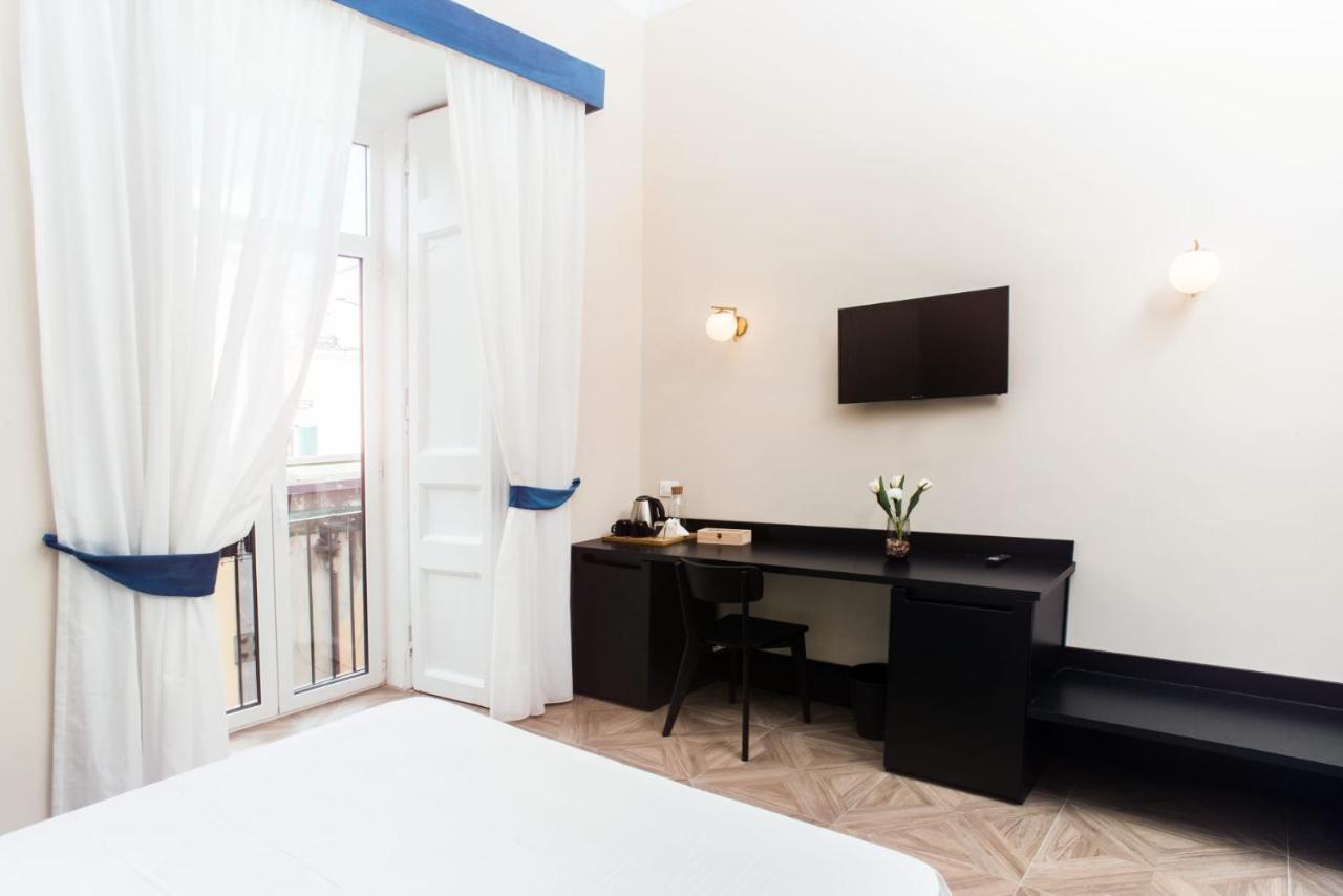 Fida Rooms Наполи Екстериор снимка