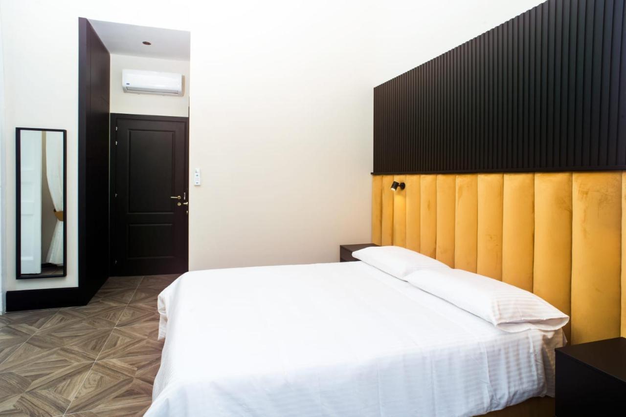 Fida Rooms Наполи Екстериор снимка